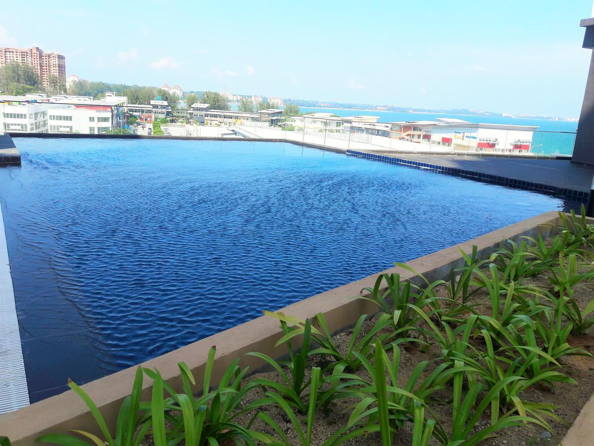 D'Wharf Hotel & Serviced Residence Петалинг Джая Екстериор снимка