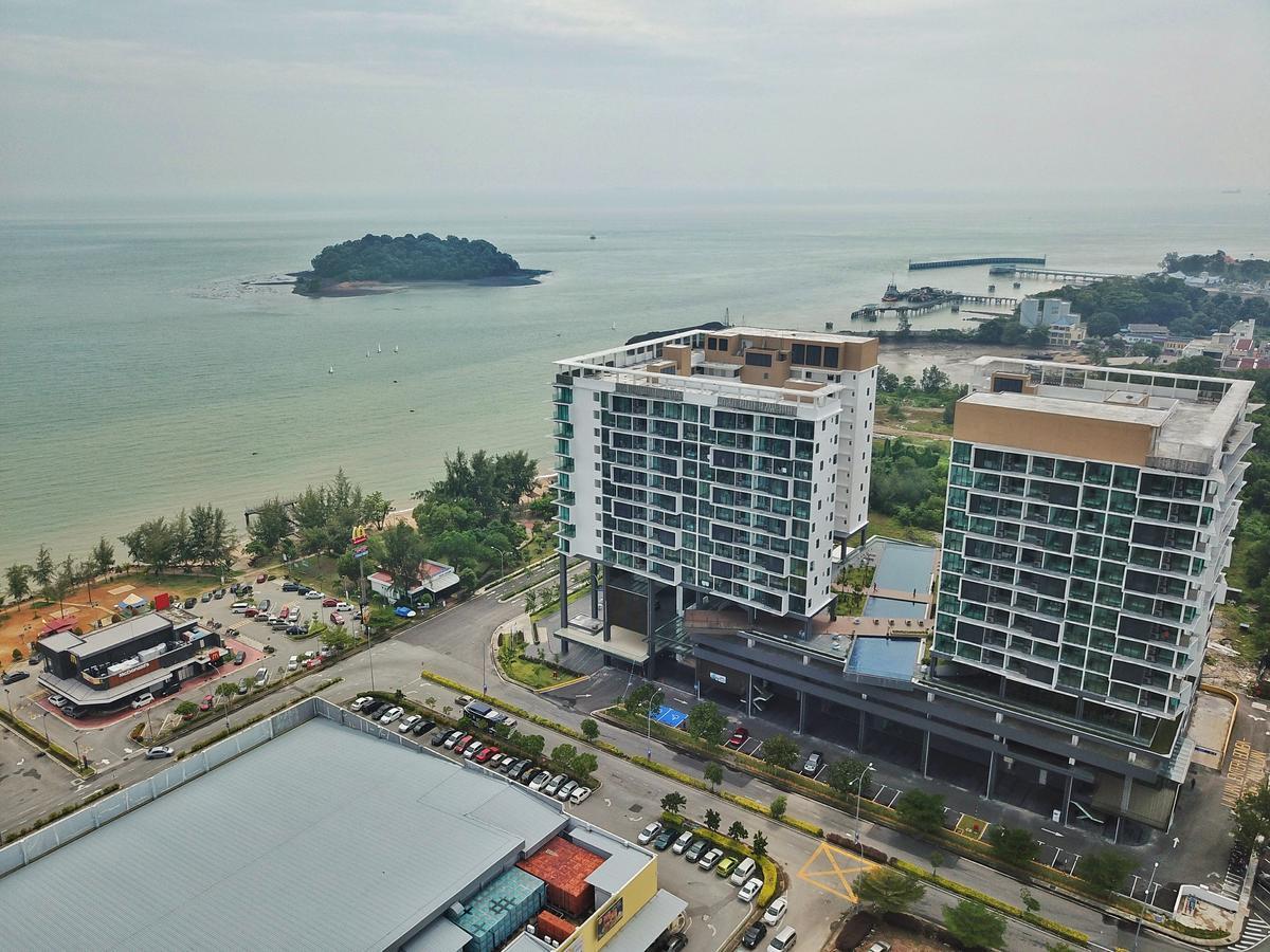 D'Wharf Hotel & Serviced Residence Петалинг Джая Екстериор снимка