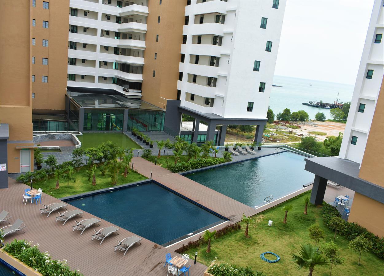 D'Wharf Hotel & Serviced Residence Петалинг Джая Екстериор снимка