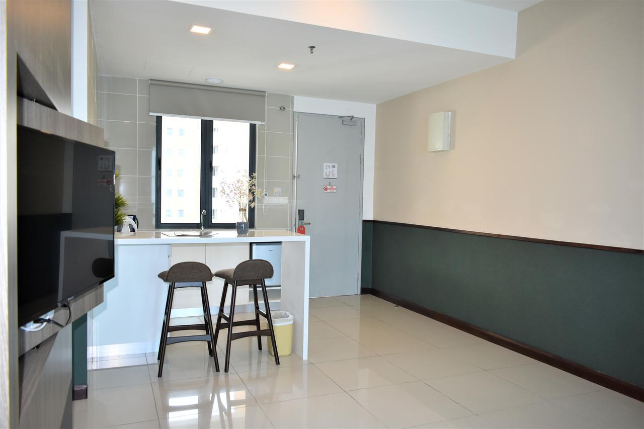D'Wharf Hotel & Serviced Residence Петалинг Джая Екстериор снимка